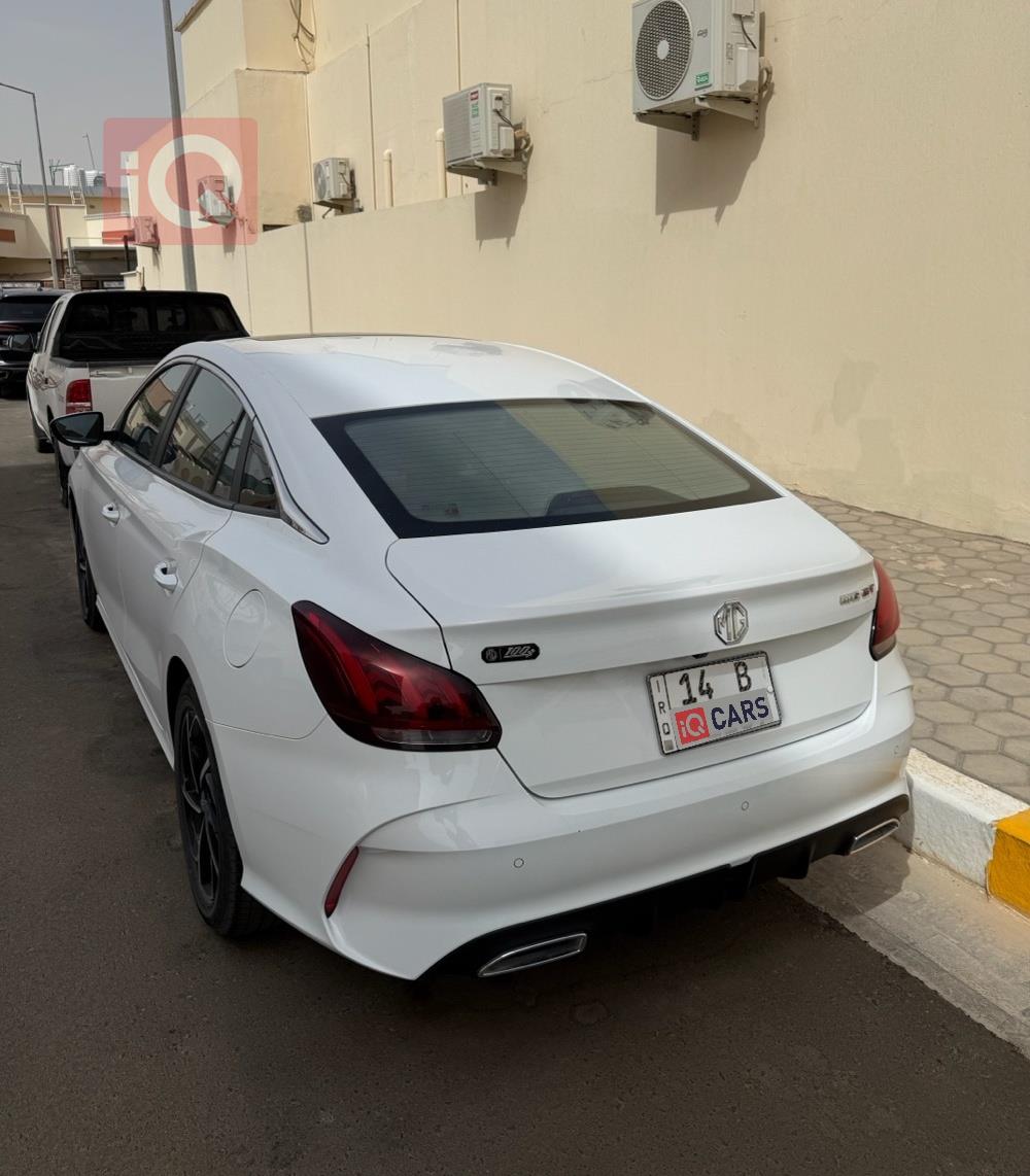 MG GT